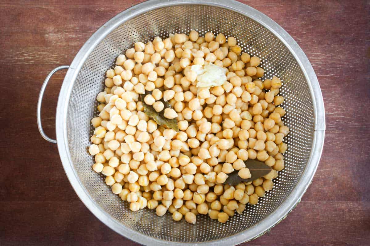 Cooked Dried Chickpeas in Colander