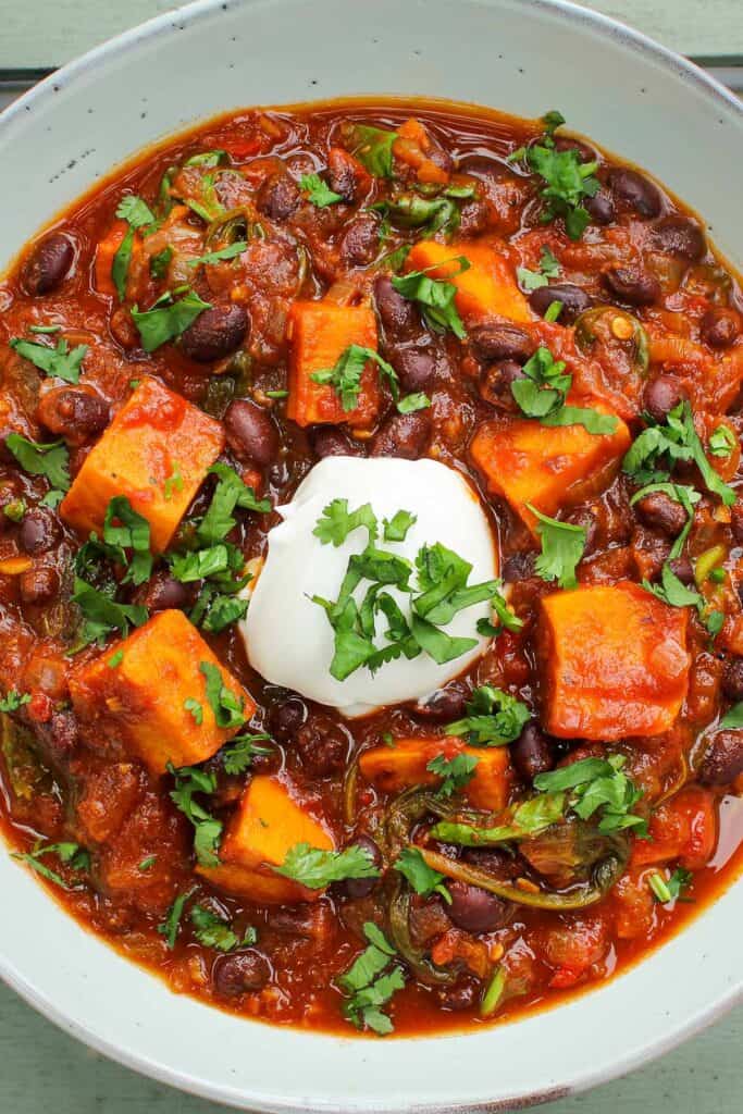 Sweet Potato and Black Bean Chilli (Vegan + GF) The Pesky Vegan