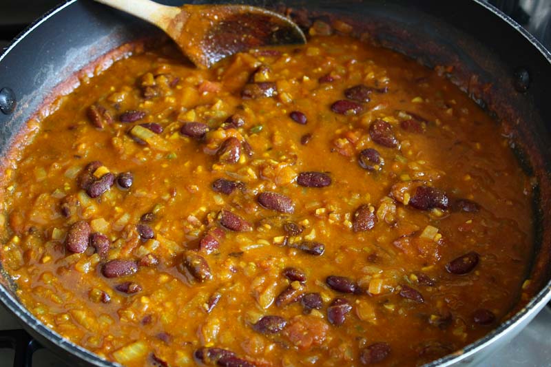 Vegan Kidney Bean Curry Cooking