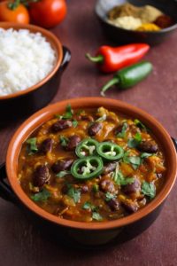 Vegan Rajma Masala (Kidney Bean Curry) - The Pesky Vegan