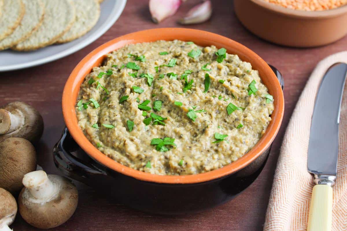 Vegan Mushroom Pâté in Bowl with Oatcakes