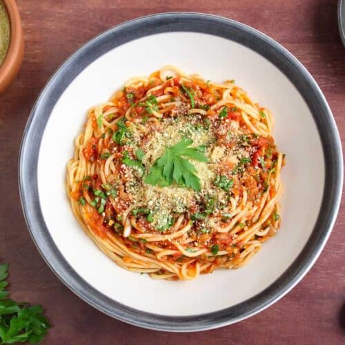 Spaghetti Arrabbiata ('Angry' Pasta Sauce) The Pesky Vegan