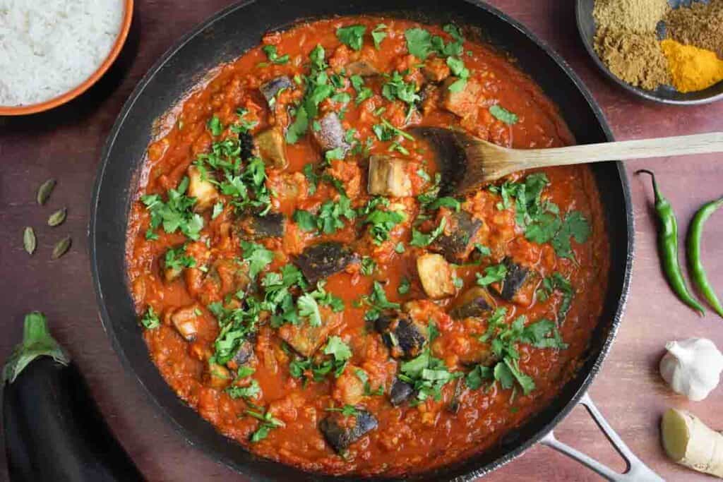 Aubergine Curry (Roasted and NonRoasted) The Pesky Vegan