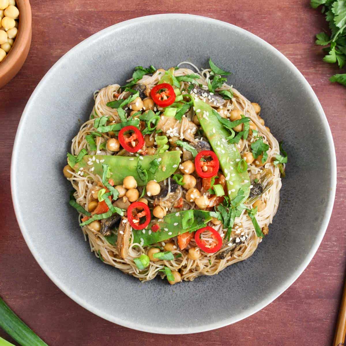 Chickpea Stir-Fry with Peanut Sauce (GF) - The Pesky Vegan