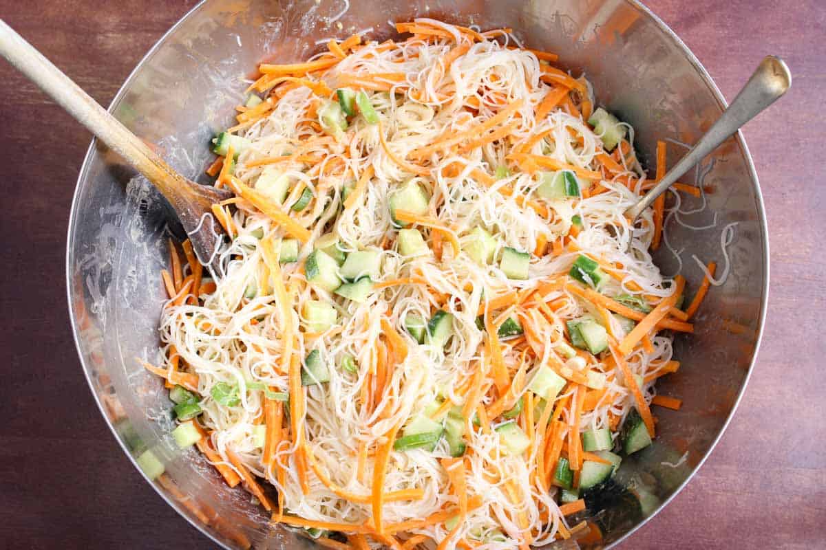 Rice Noodles Mixed with Veg and Dressing