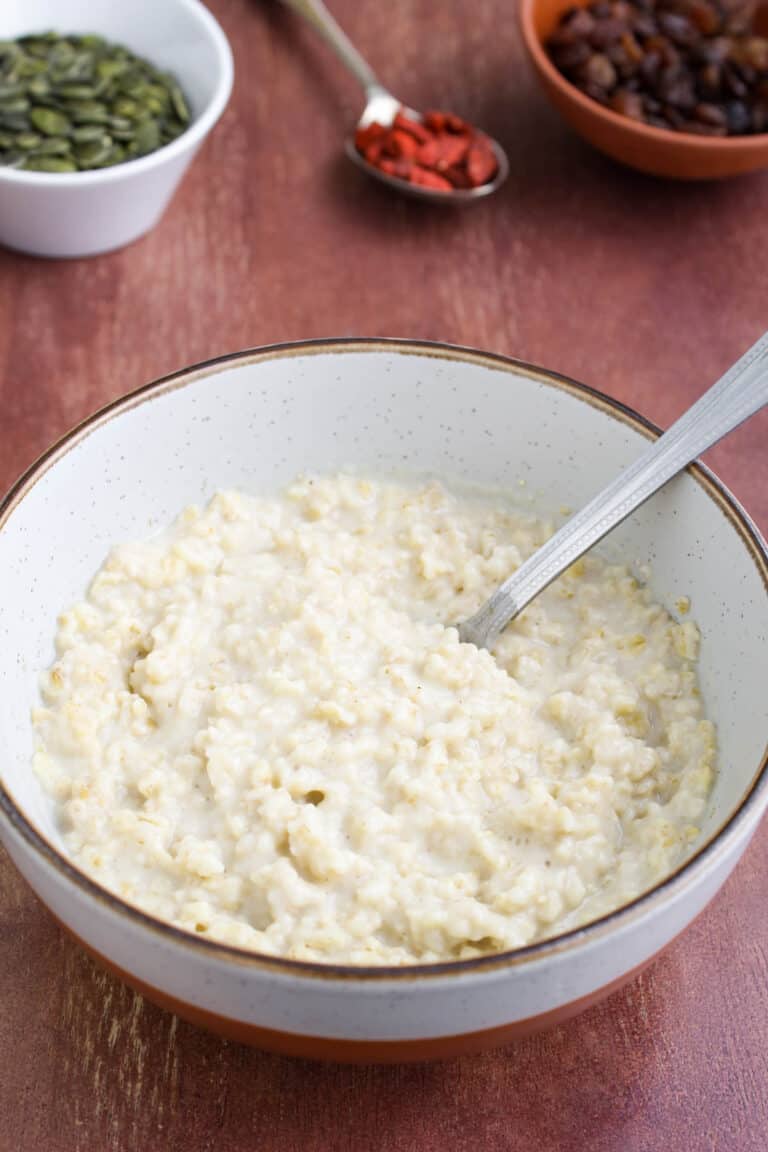 4-Minute Microwave Porridge (+ Topping Ideas) - The Pesky Vegan