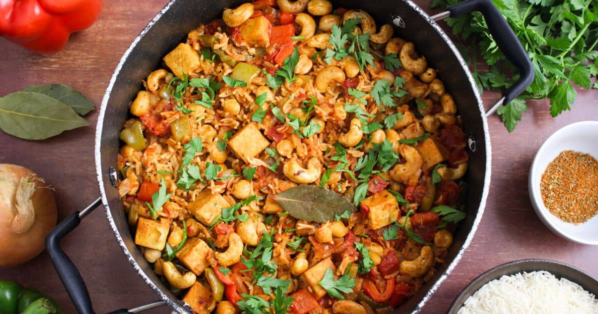 Vegan Jambalaya (Hearty Meat-Free Recipe) - The Pesky Vegan