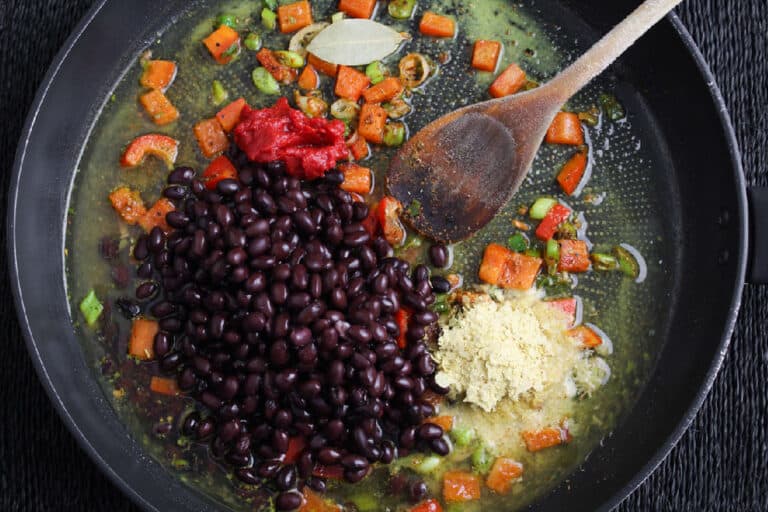TPV Breakfast Black Beans - The Pesky Vegan