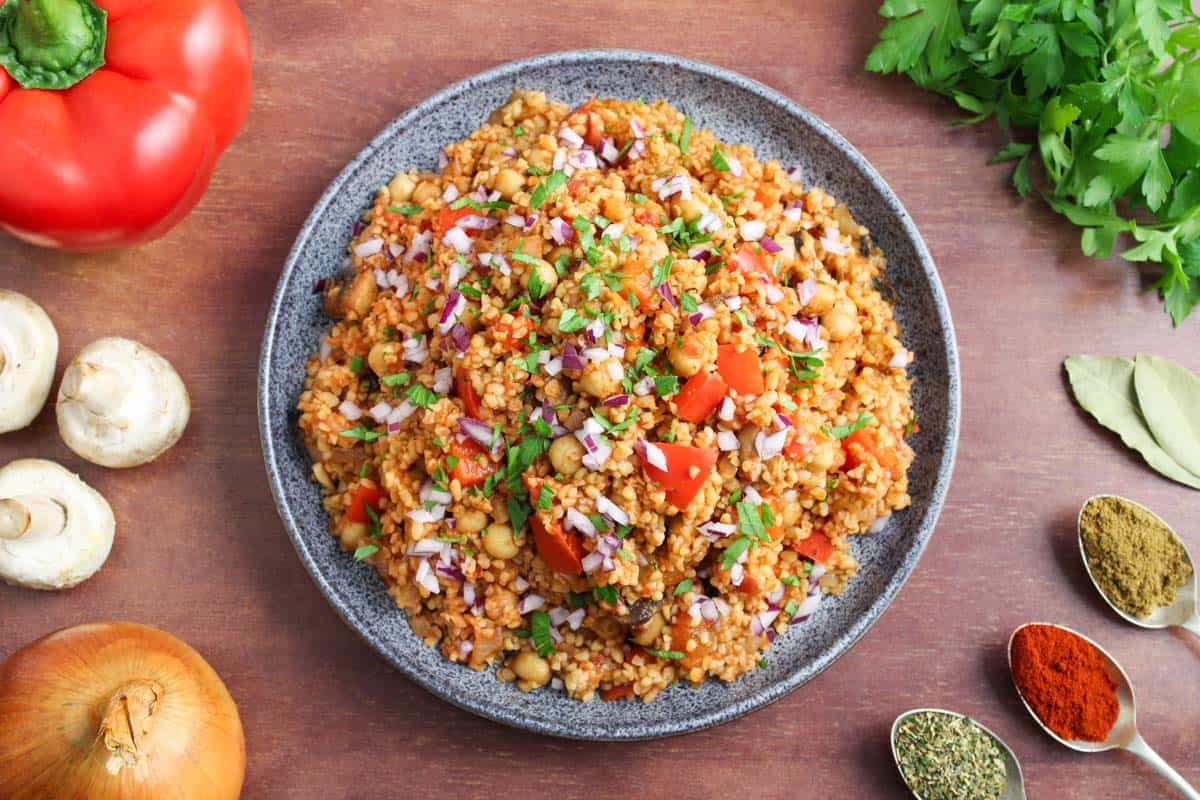 Bulgur Pilav with Tomatoes and Chickpeas on Serving Plate