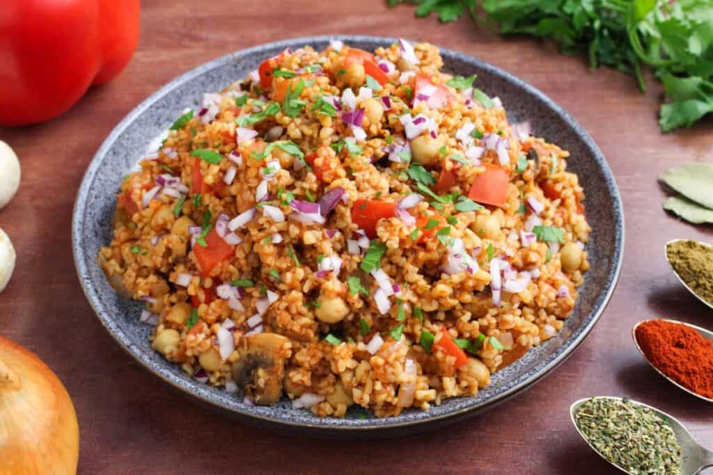 Smoky bulgur pilaf recipe with chickpeas