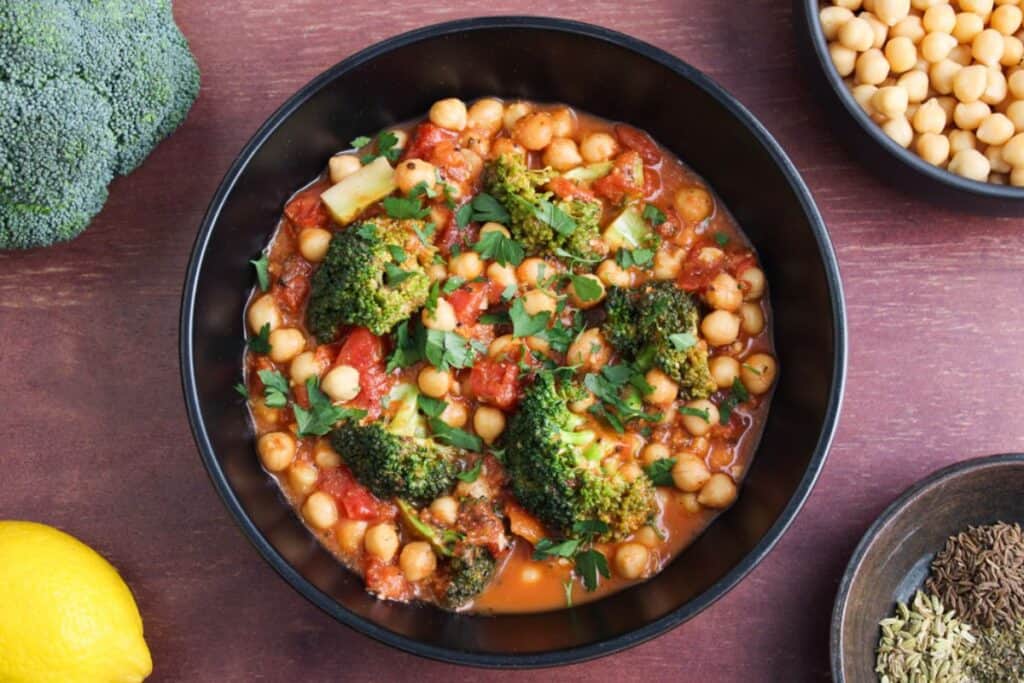Simple chickpea stew with broccoli in bowl