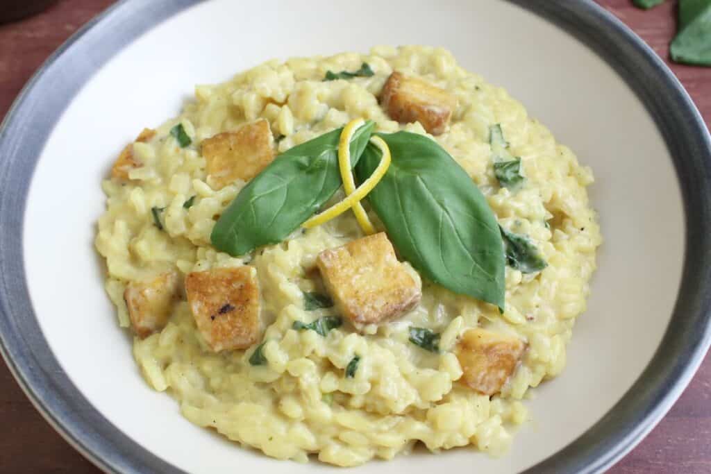 Smoked tofu risotto with lemon and basil