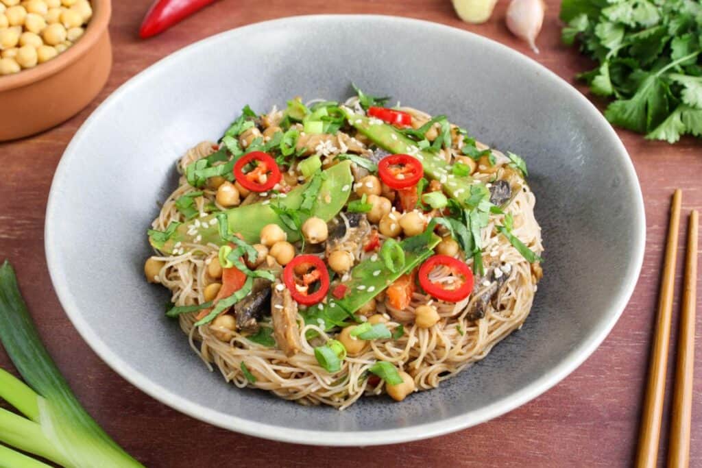 Chickpea stir-fry with peanut sauce